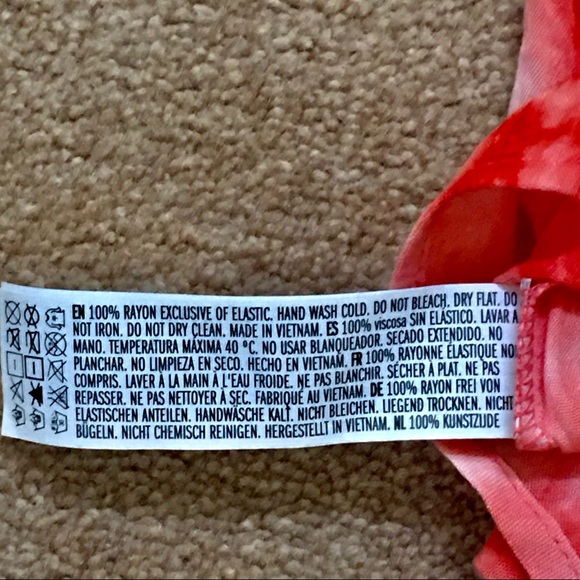 Forever 21 Plus Size 1x Off Shoulder Woven Top - Picture 8 of 8